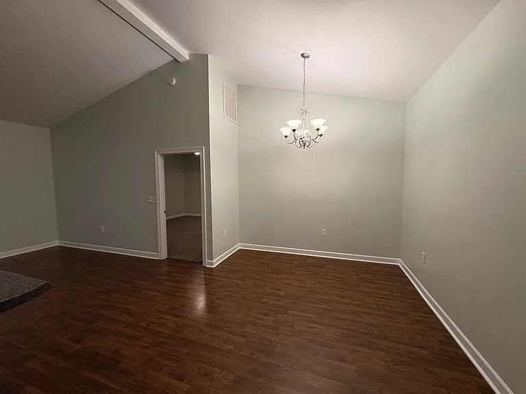 5126 Christian Dr — Photo 5