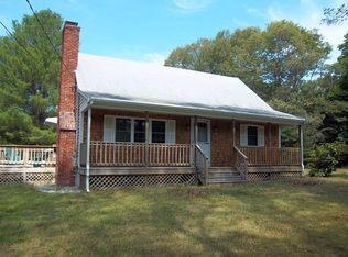 809 Rocky Woods St, Taunton, MA 02780