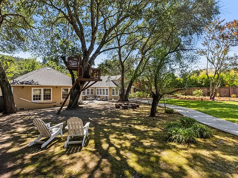 1156 Butterfield Rd — Photo 42