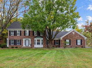 14801 Aurelia Dr, Florissant, MO 63034