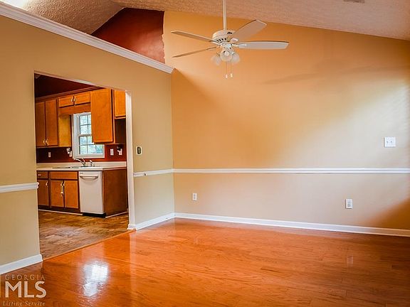 5th image of 65 Crooked Creek Ct
