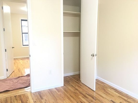 5th image of 542 Parkside Ave APT E2