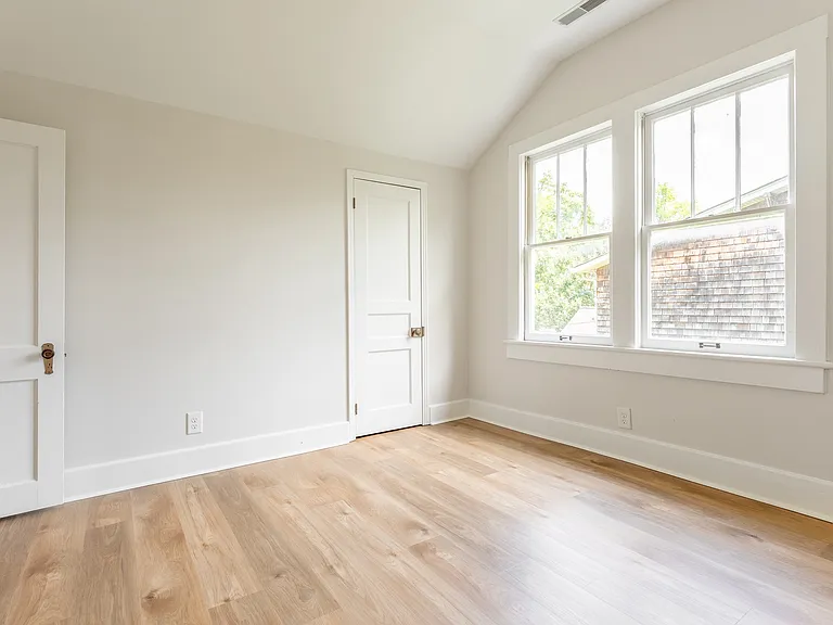 2526 Blair Blvd #B — Photo 14