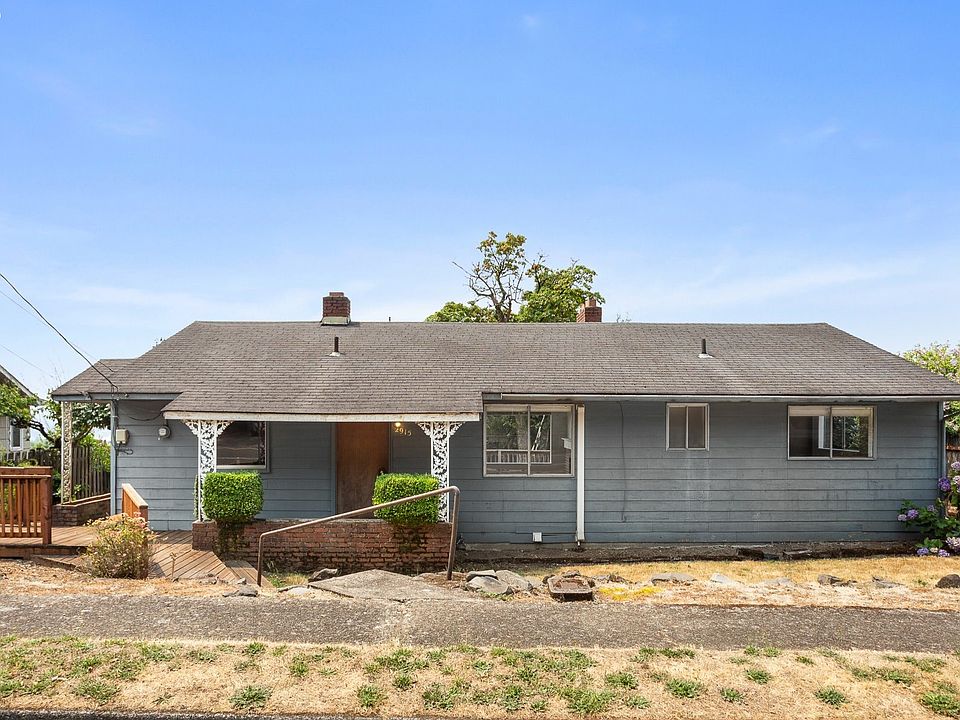 1st image of 2915 E McLoughlin Blvd