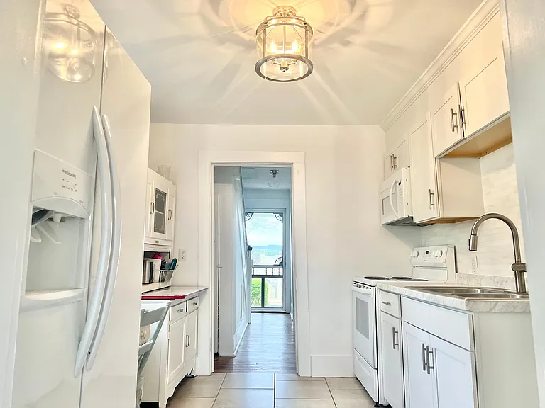 513 Maury St — Photo 6