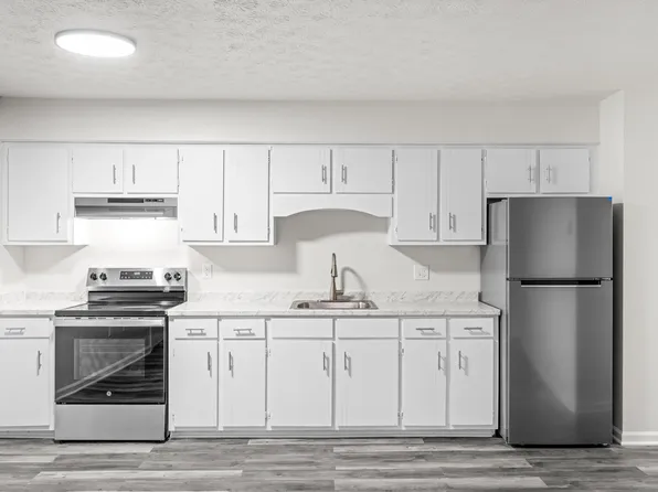 Englewood, 1742 Englewood Dr, Staunton, VA 24401