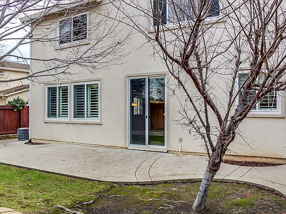 5th image of 2729 Monterey Ct