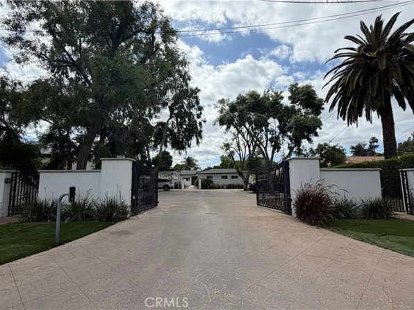 5855 Shirley Ave, Tarzana, CA 91356