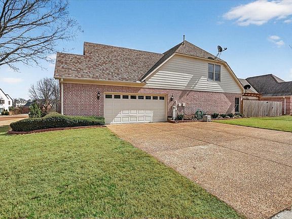 3rd image of 9936 N Windward Slope Dr