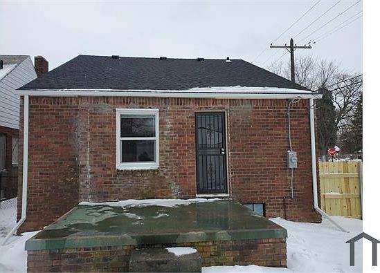 4th image of 18716 Goulburn St