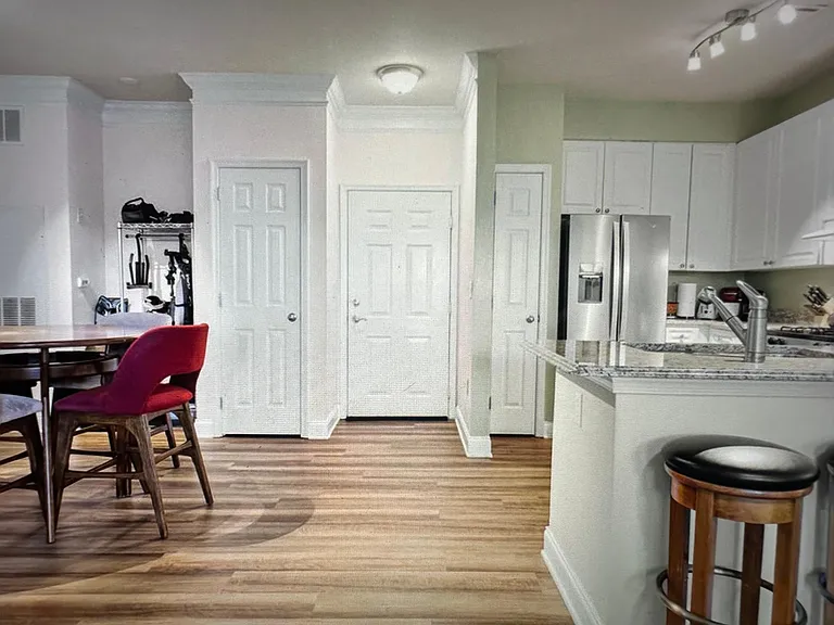 501 Hungerford Dr #P81 — Photo 3