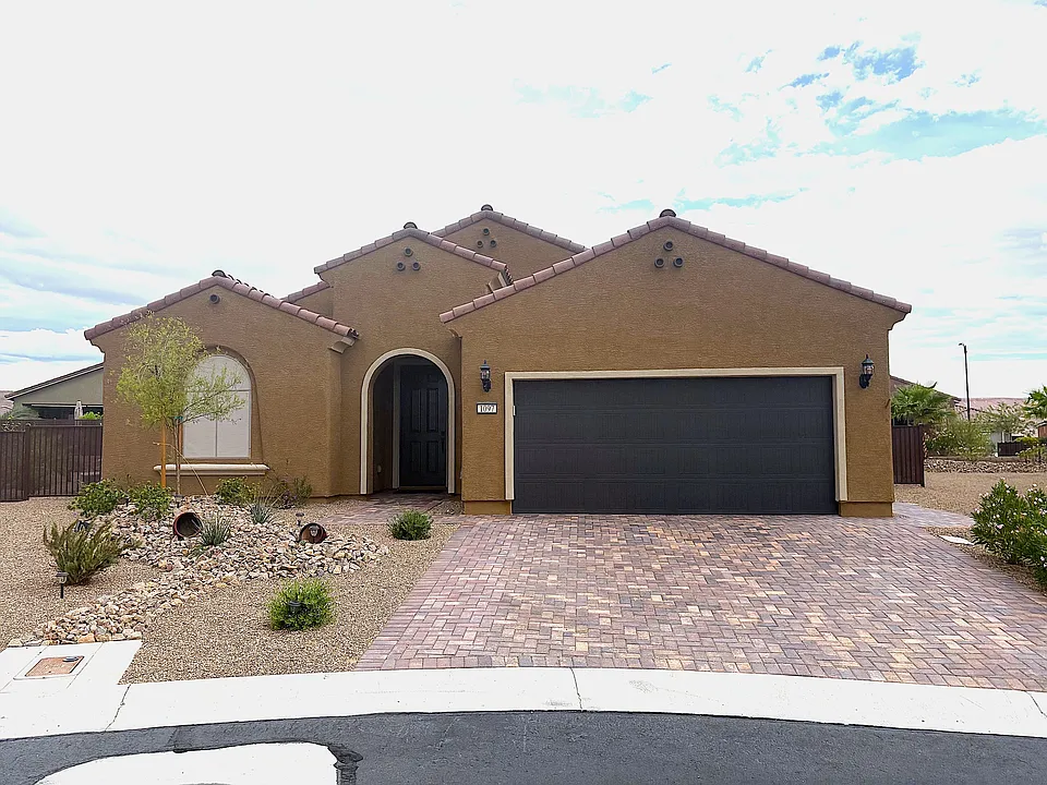1097 Stargazer Ct