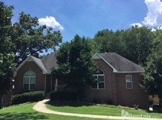 109 W Braxton Ln, Hendersonville, TN 37075