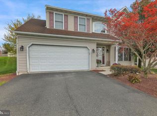 6 Laurel Woods Dr, Reading, PA 19607