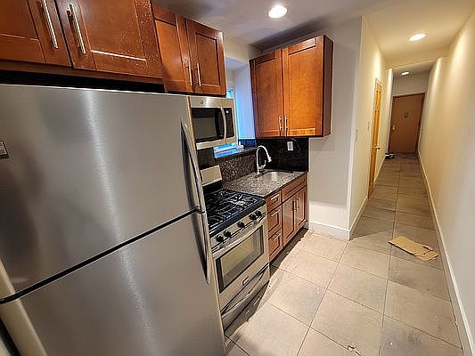 1st image of 795 Franklin Ave #5AB
