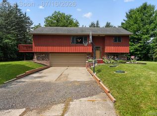 11210 Linden Rd, Linden, MI 48451