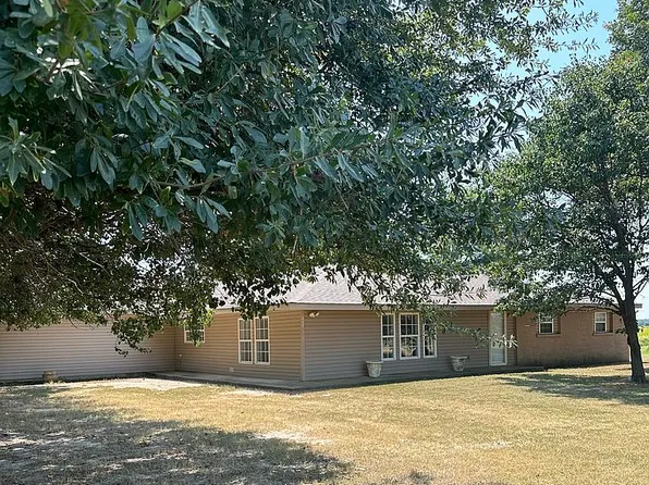 317 County Road 104, Hickory Ridge, AR 72347