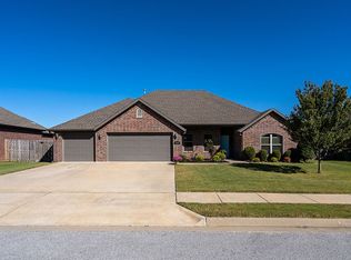 7880 Brooklyn Ave, Springdale, AR 72762