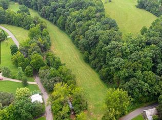 Hall Rd, GREENBRIER, TN 37073