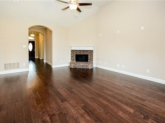 4th image of 10816 River Oaks Dr