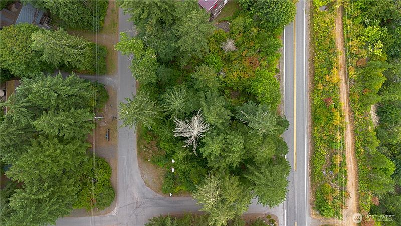 5th image of 7449 Miller Way