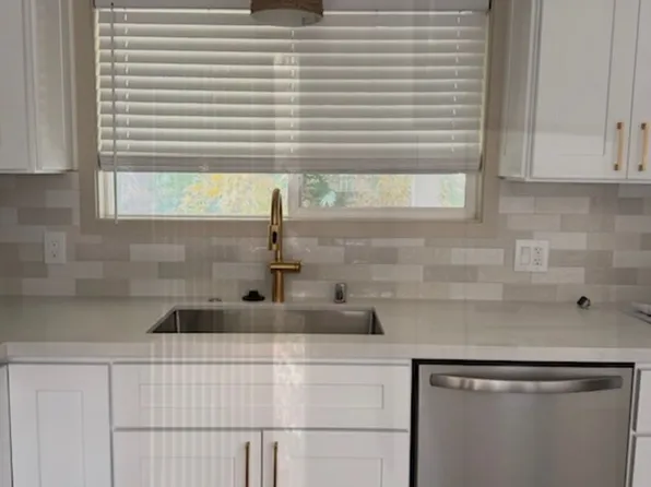 Recently Remodeled 1BR/1BA Home in 55+ Community Attached Garage, 223 Grand Canyon Dr, Vacaville, CA 95687