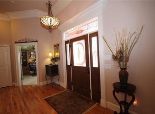 4 Roberts Ln, Bella Vista, AR 72714