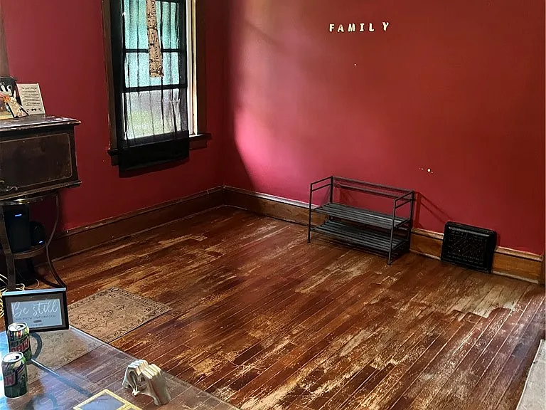 707 Southport St — Photo 5