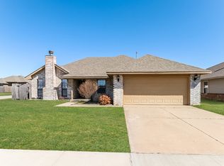 1400 Eagle Dr, Moore, OK 73160