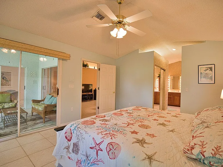 1191 Harbor Town Way — Photo 18