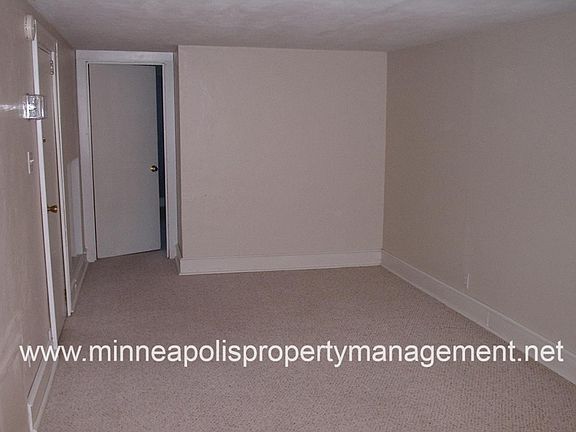 5th image of 1612 Ashland Ave APT 1