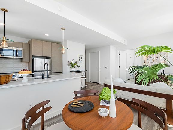 3rd image of 55 Jordan Ave APT 1509