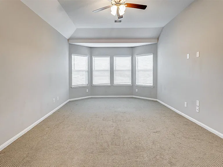 2165 Woodland Pine Dr — Photo 33
