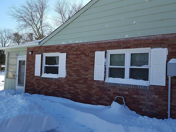3rd image of 12 Walnut Street #C