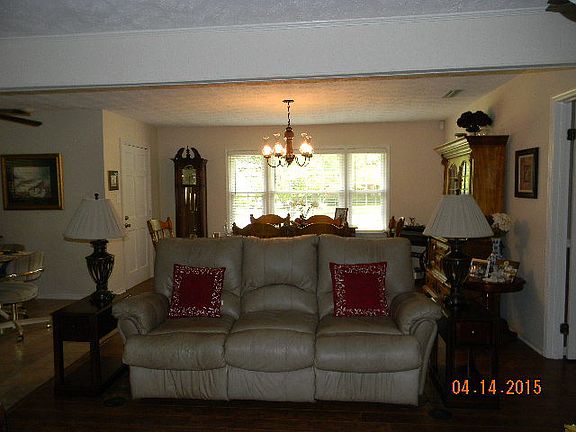 2nd image of 3819 Midway Dr