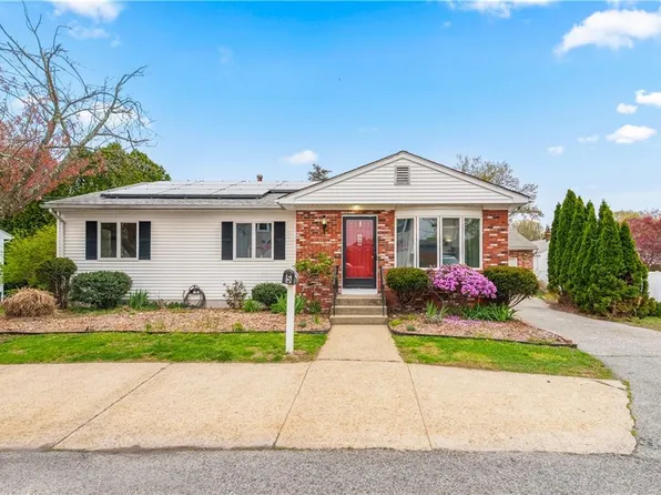 5 Madison St, North Providence, RI 02911