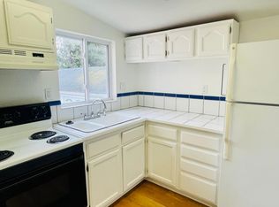 1555 Palmer St APT 4, Napa, CA 94559