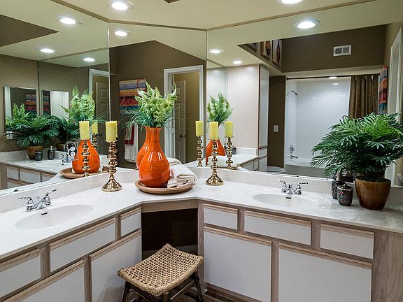 4th image of 4300 Bay Area Blvd #132