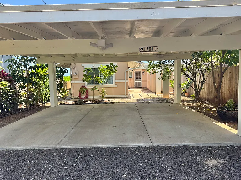 Carport & additional parking