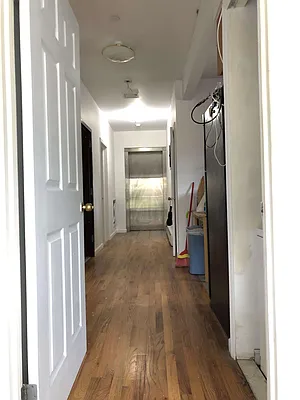 Rented by Compass | media 31