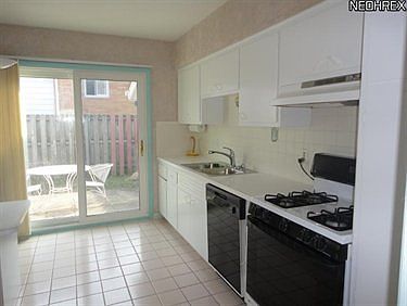 5th image of 5171 Devon Dr