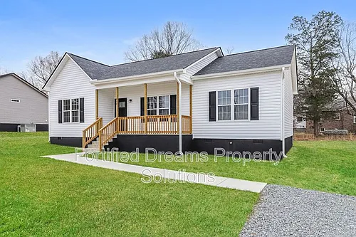 408 N Smith St Photo 1