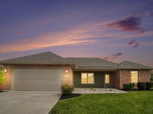 204 Goldenrod Dr, Eaton, OH 45320