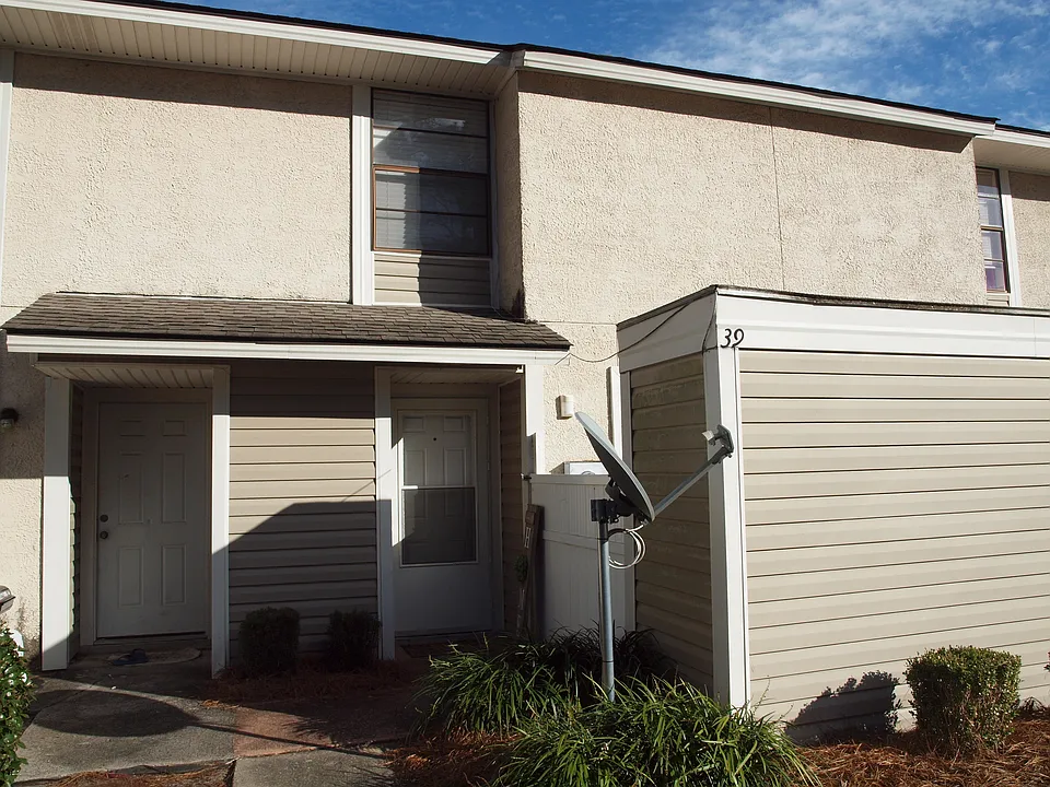 727 S Main St #39