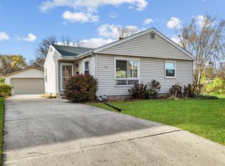 5549 N 53rd St, Milwaukee, WI 53218