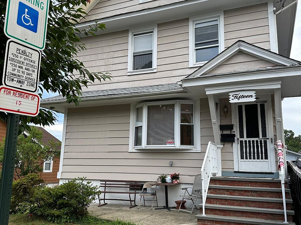 1st image of 15 Agnes St Floor 2