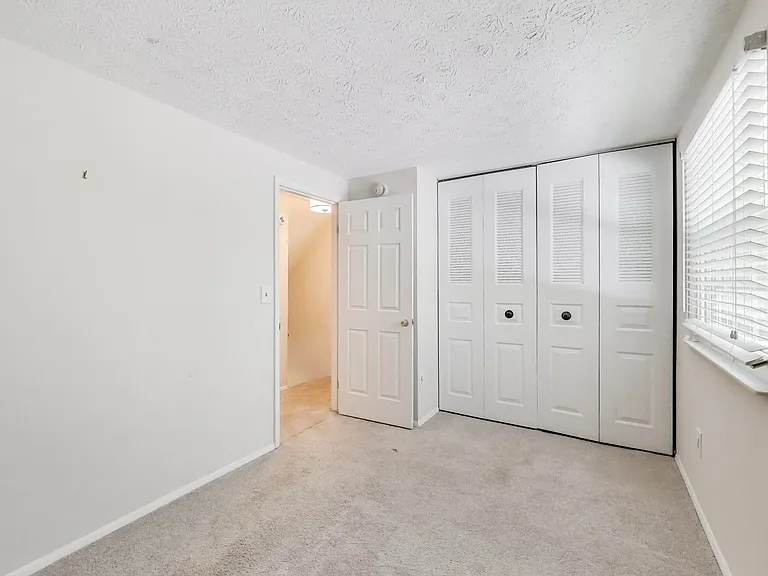 1337 Crockett Ln — Photo 22