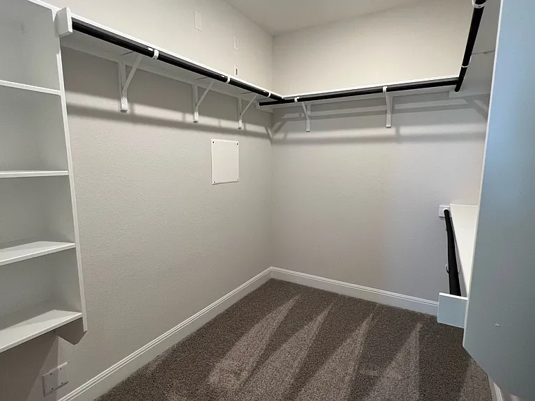 15501 Ellinger Dr — Photo 12