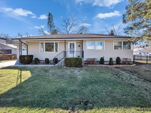 1200 Hillside Vw, Algonquin, IL 60102