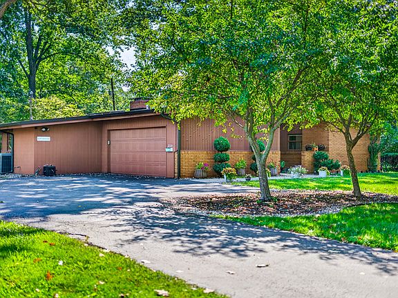 3rd image of 3229 Nugent Blvd